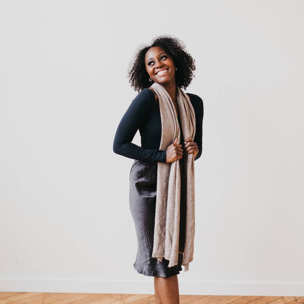 Cassidy Cashmere Wrap: Mocha