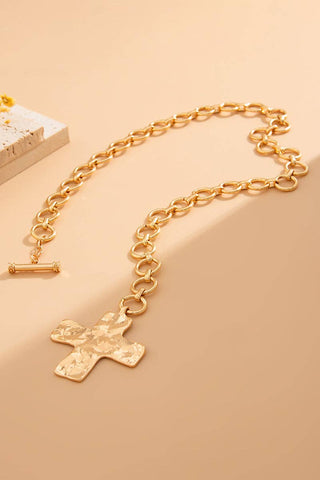Chunky Chain Cross Pendant Necklace