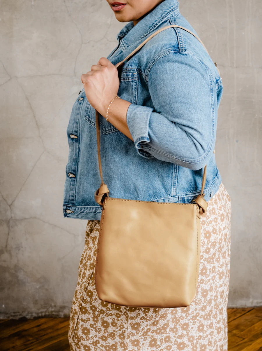 Cait Knotted Crossbody - Sand