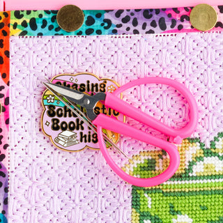 2000s Nostalgic Book Fair High Needle Minder Magnet