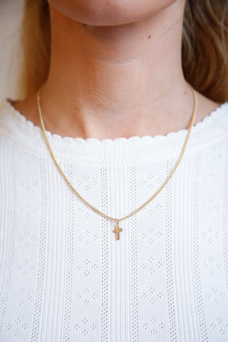 Cross Curb Chain Necklace